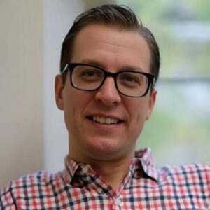 Portrait of Alex Tahk.